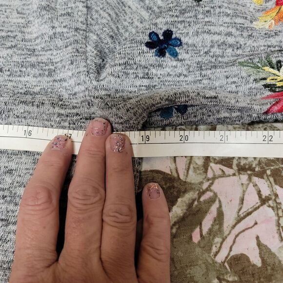 Anthropologie Fig & Flower Heather Gray Embroidered Tie Front Blouse Wm Sz PL - Picture 9 of 12